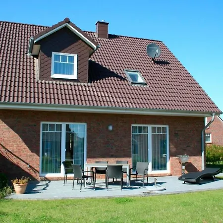 Holiday home Kapitaenshaus